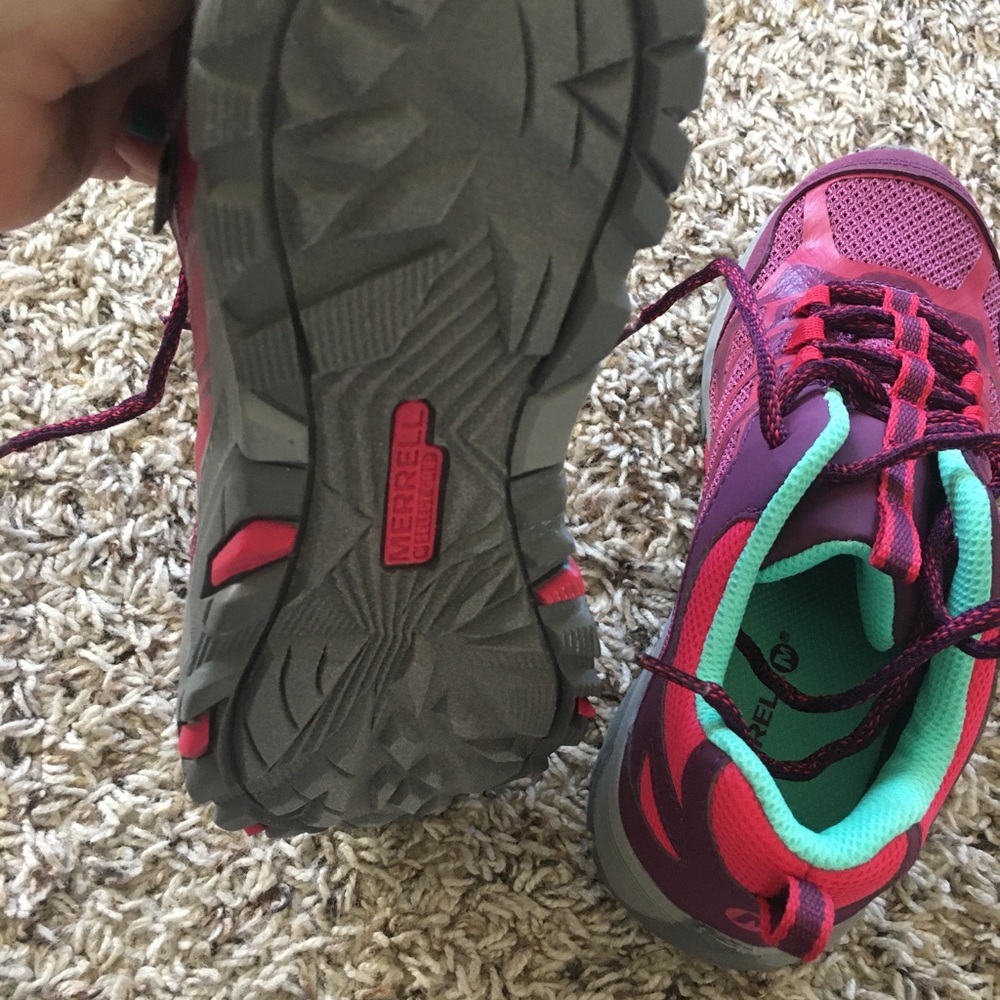 Girls size 3 brand new Merrell hiking shoes